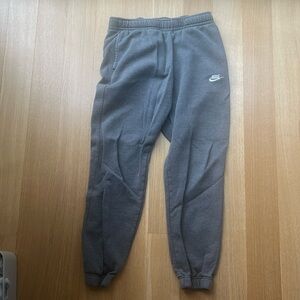 Nike Sportswear Club Fleece
Men's Pants